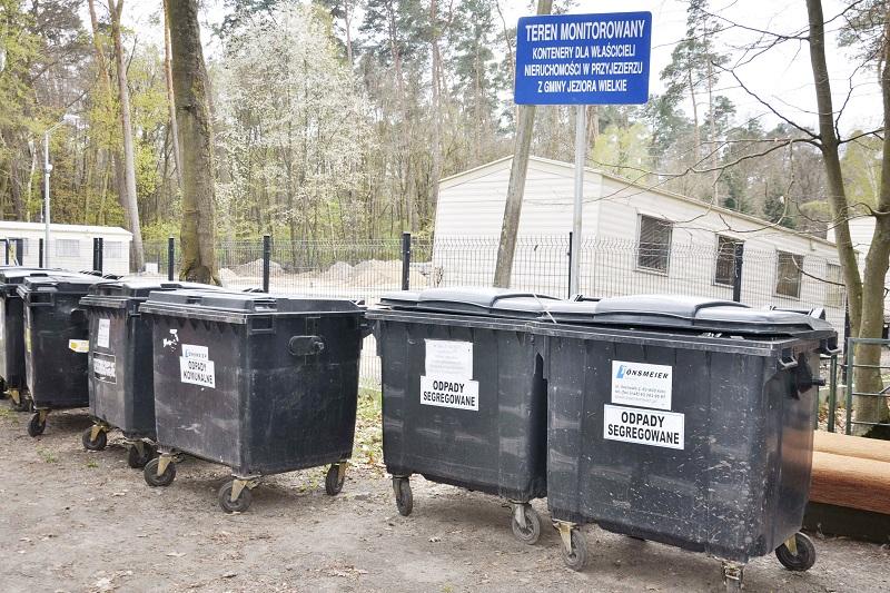 Ze strzeleńskiej strony podrzucają śmieci na jeziorańską