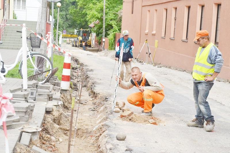 Pieszojezdnie w trakcie budowy