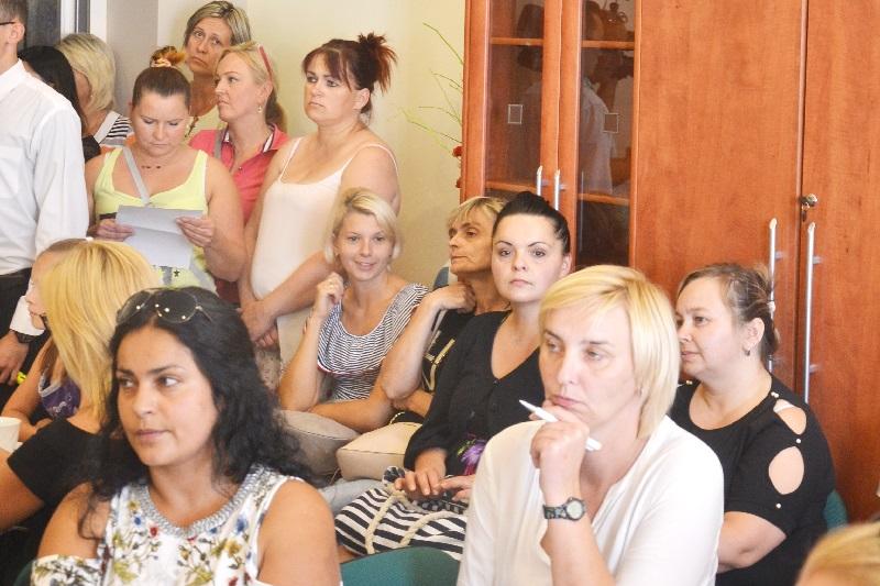 Zmiany w dwójce bulwersują rodziców i nauczycieli