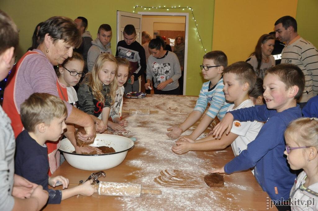 Pierniki i świąteczne warsztaty