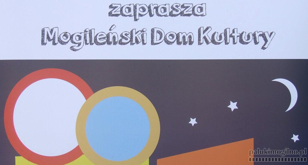 Sobotnia projekcja filmu w amfiteatrze