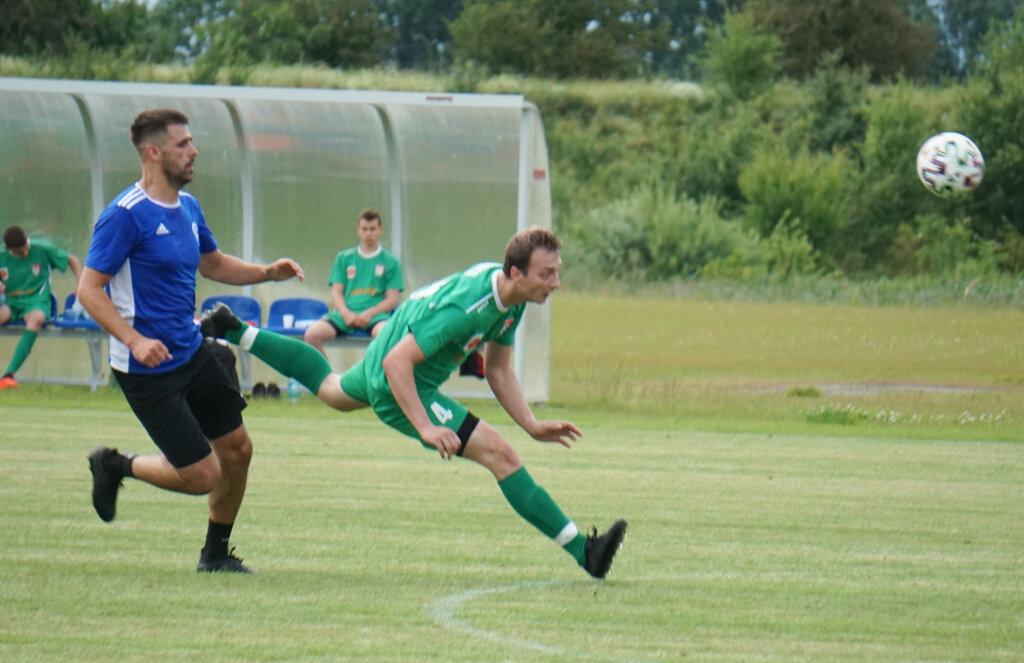 Rezerwy Pogoni pokonały Dąb Barcin 3:0