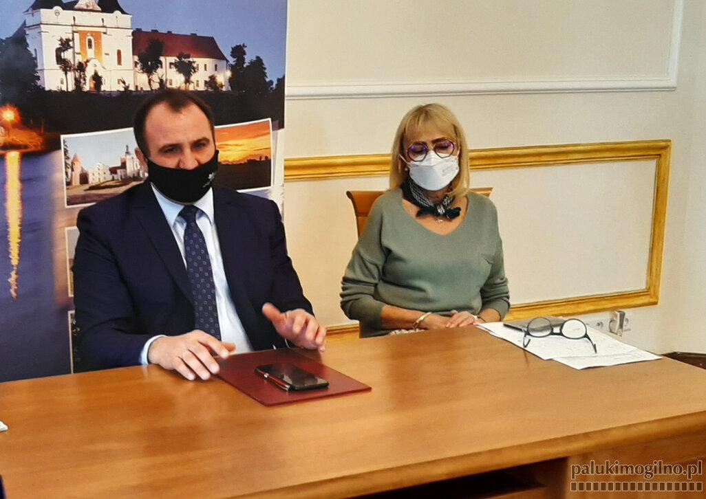 Od 1 kwietnia w powiecie jeździ trzecia karetka