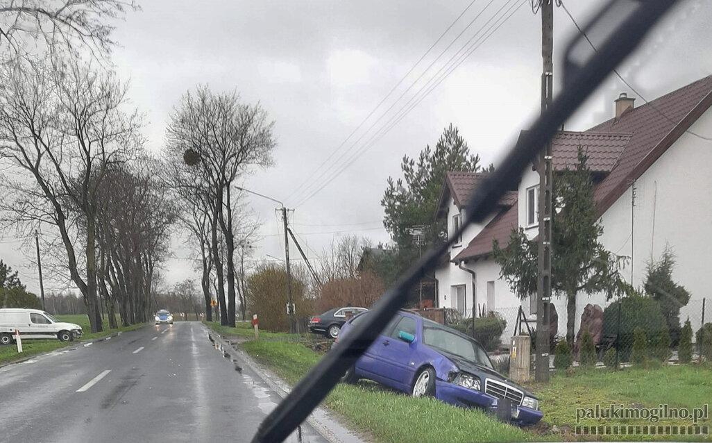 Bystrzyca: uderzyła w mercedesa