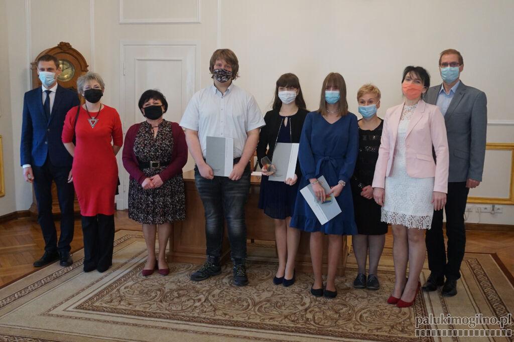 Najlepsi ósmoklasiści w gminie