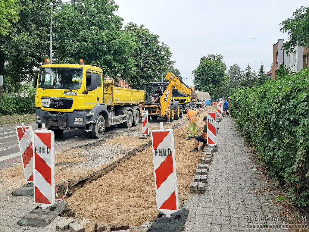 Ruszyła budowa ścieżki rowerowej