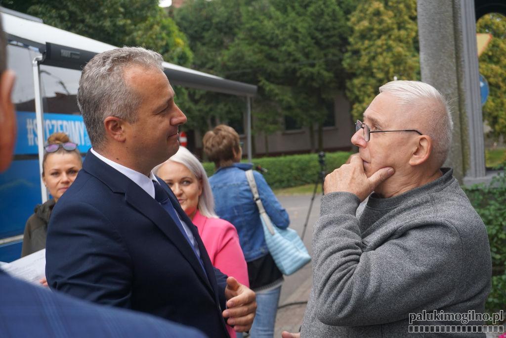 Szczepionkobus w Wylatowie