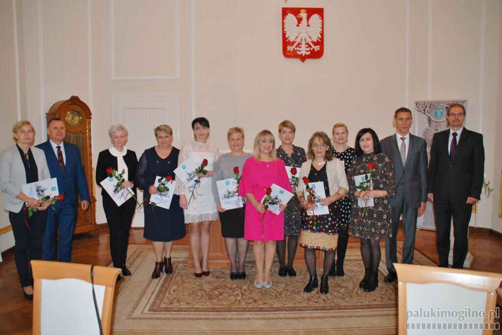 Burmistrz docenił nauczycieli