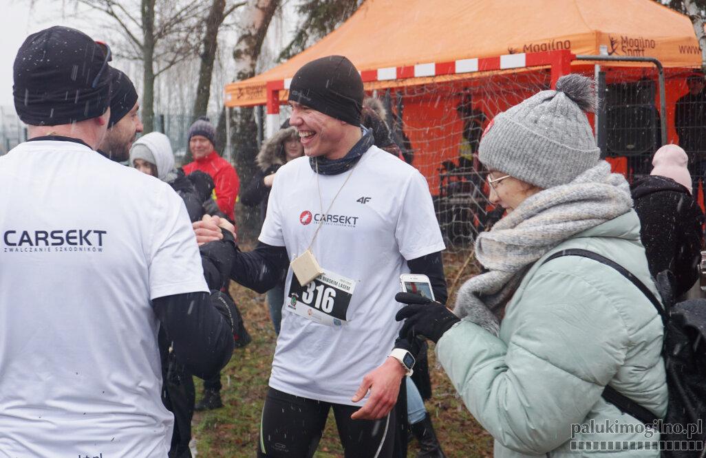 Damian Sitarz wygrał bieg na 10 km Babskim Lasem