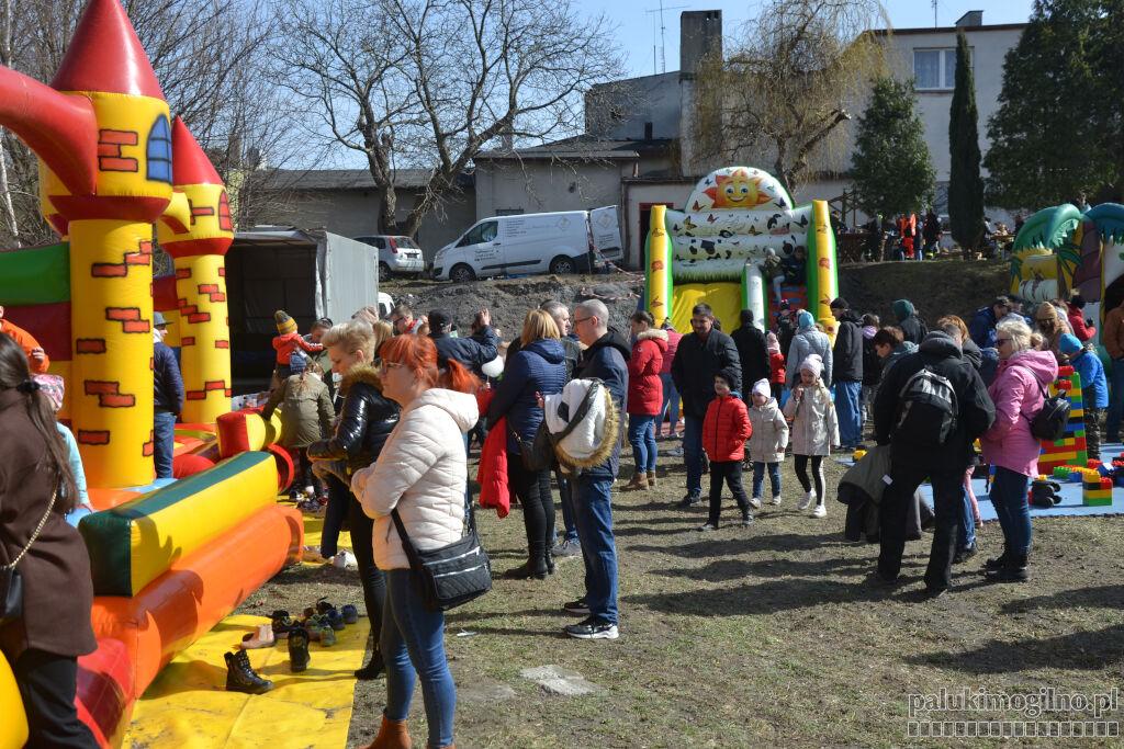 W Trzemesznie zebrano 60.000 zł na leczenie Tomasza Schillaka (zdjęcia)