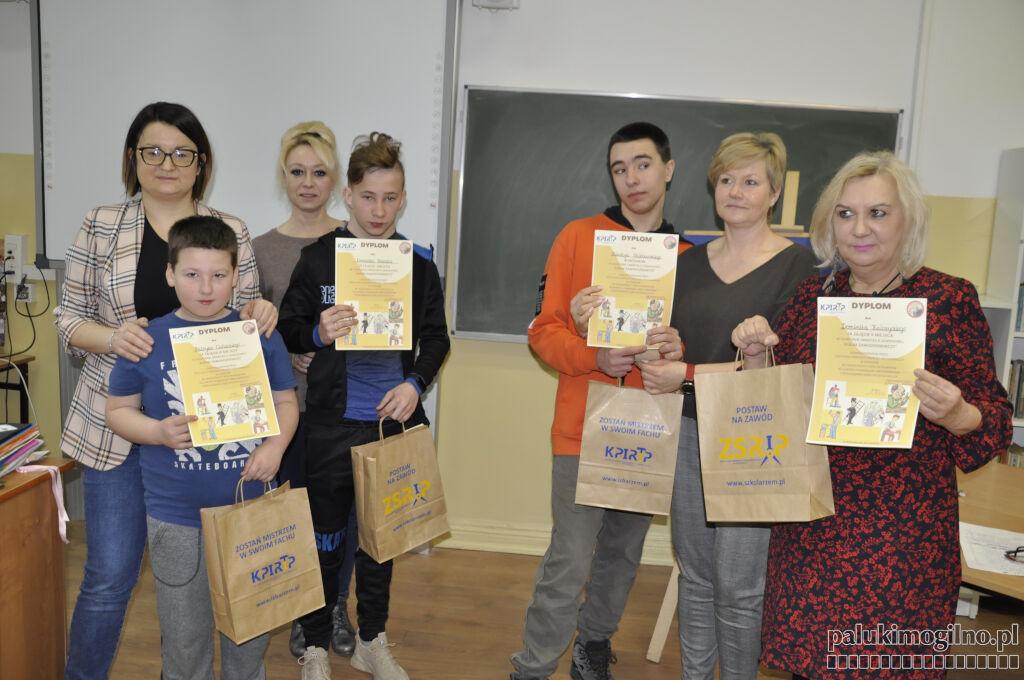 Rozstrzygnięcie konkursu plastycznego w strzeleńskim SOSW (zdjęcia)