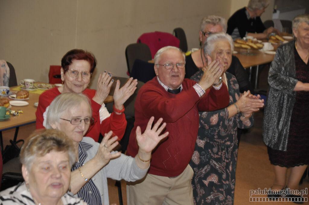 Potańcówka seniorów w Strzelnie (zdjęcia)