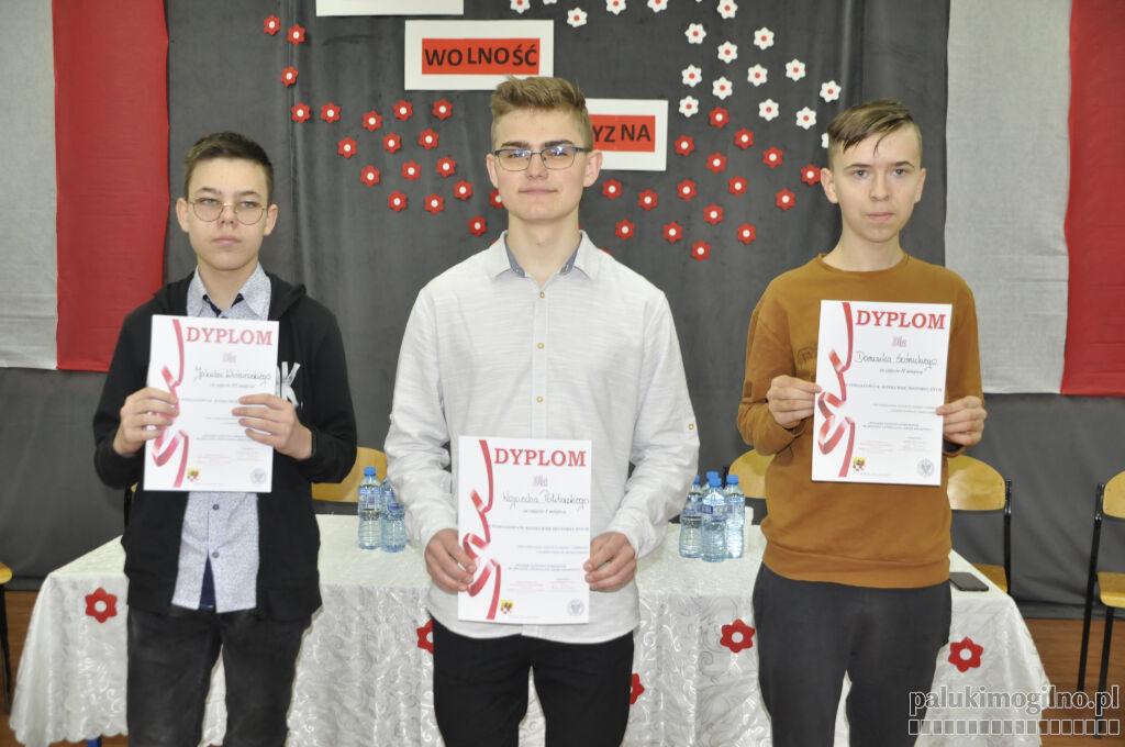Powiatowy konkurs historyczny w Wójcinie