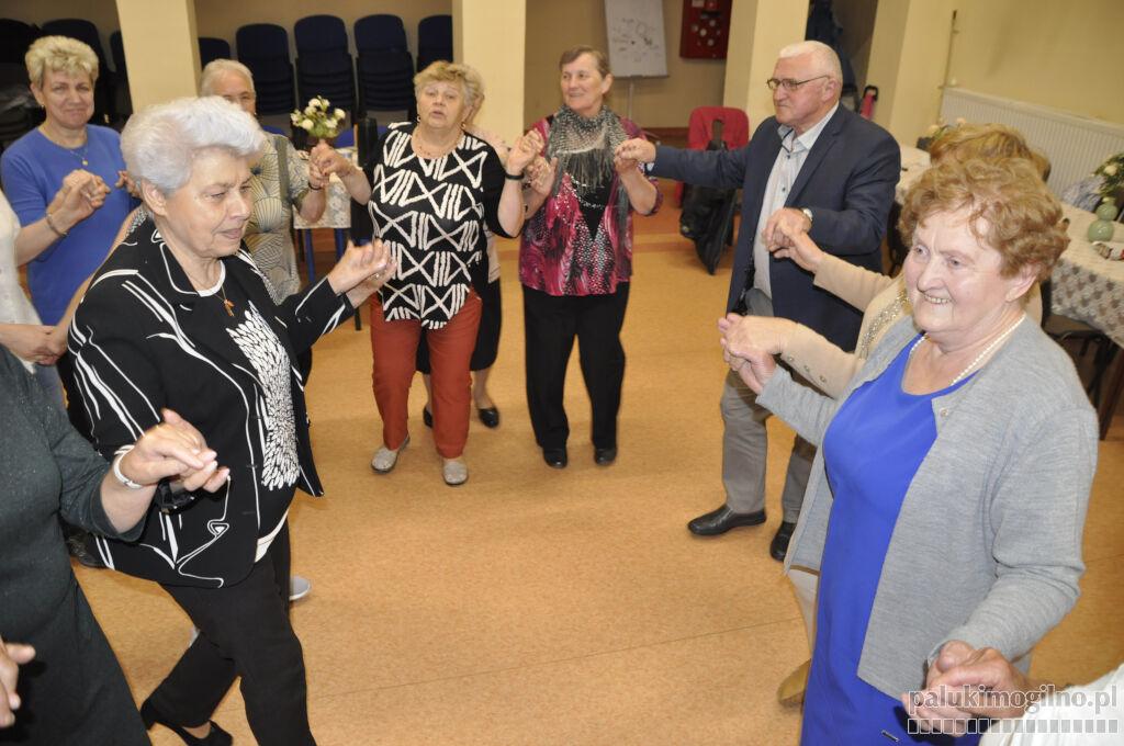 Strzeleńskie seniorki obchodziły Dzień Matki. Energii mógłby pozazdrościć im niejeden nastolatek (zdjęcia)