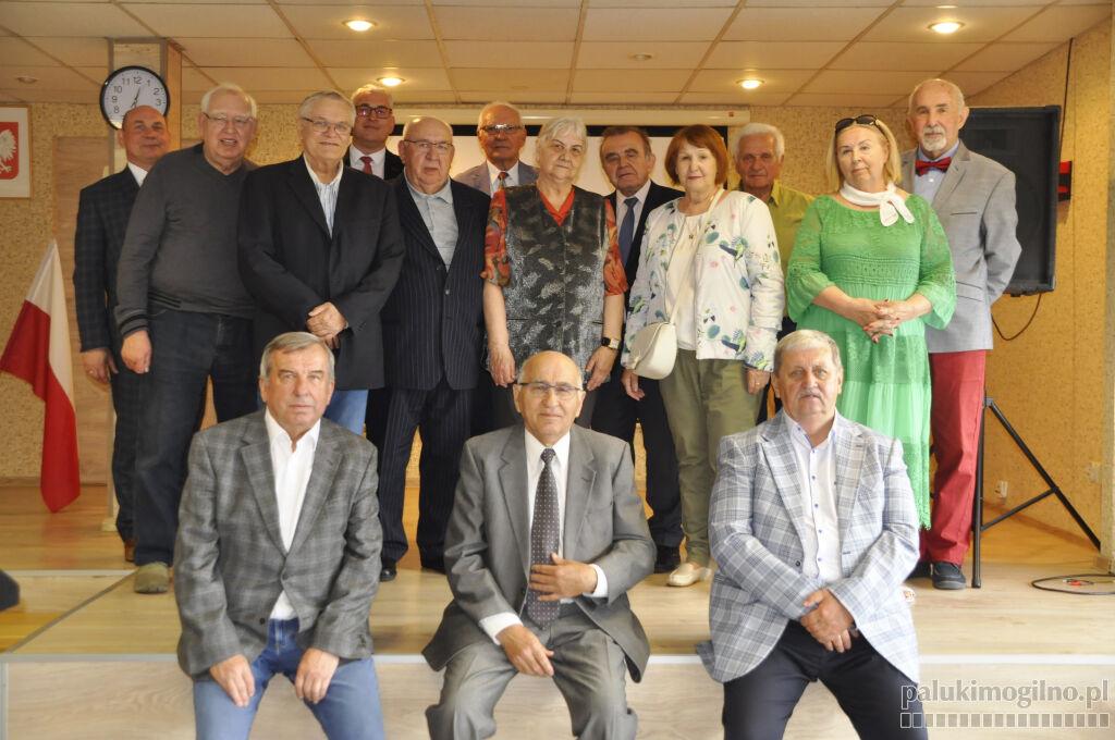 Spotkali się absolwenci Technikum Ekonomicznego w Mogilnie, rocznik 1966. Wspominali szkolne, młodzieńcze lata (zdjęcia)