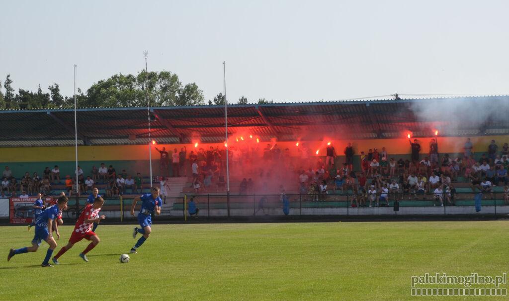 Zjednoczeni Trzemeszno zostali wiceliderem i zagrają w barażach o V ligę (zdjęcia)
