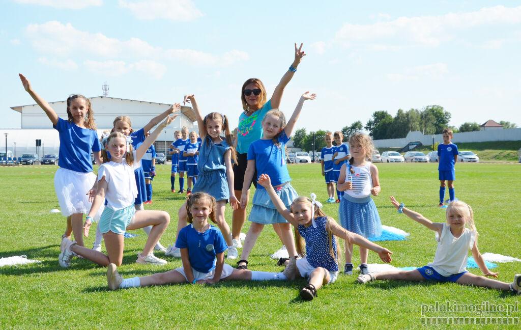 Małe cheerleaderki Pogoni. Po pierwszym występie Ewelina Owczarzak otrzymała dużo nowych zgłoszeń dziewczynek (wideo + zdjęcia)