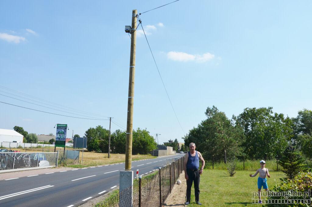 Po interwencji reportera Pałuk, firma Orange błyskawicznie naprawiła słup przy posesji Ewy i Andrzeja Sobotów w Padniewku