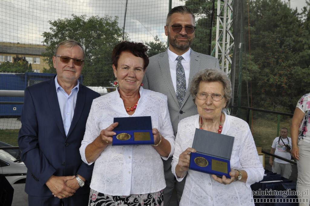 Sabina Modracka i zespół śpiewaczy Radość otrzymali medale zasłużonych dla województwa kujawsko-pomorskiego