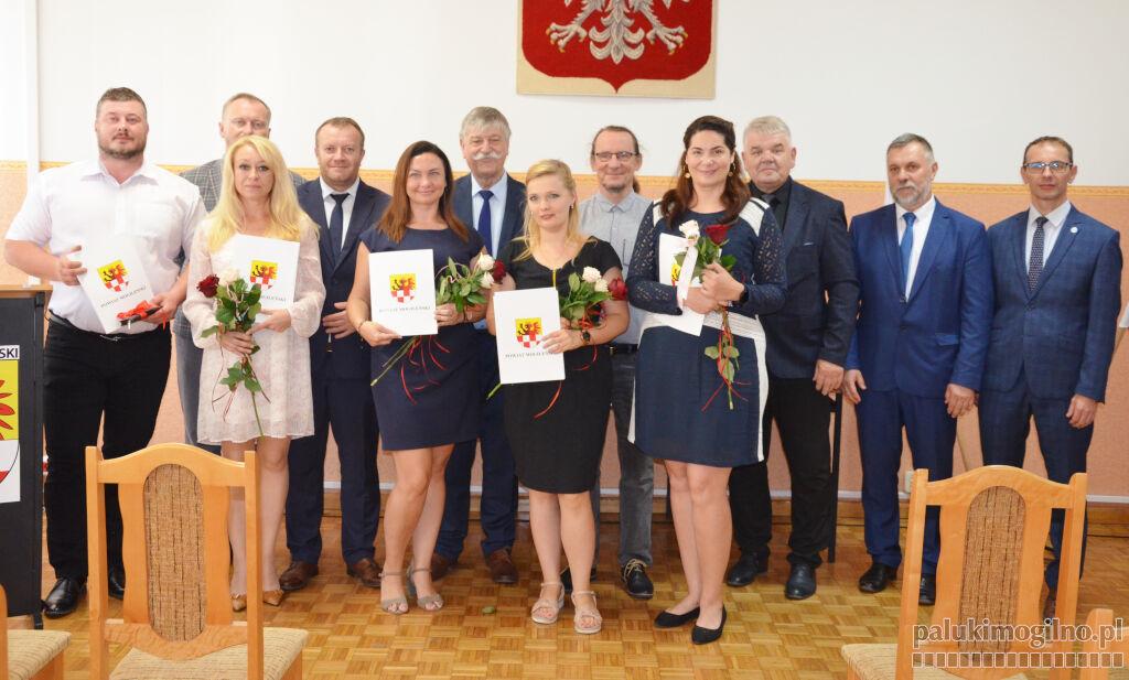 Powiat mogileński: 5 nauczycieli złożyło ślubowanie. Uzyskali stopień nauczyciela mianowanego (zdjęcia)
