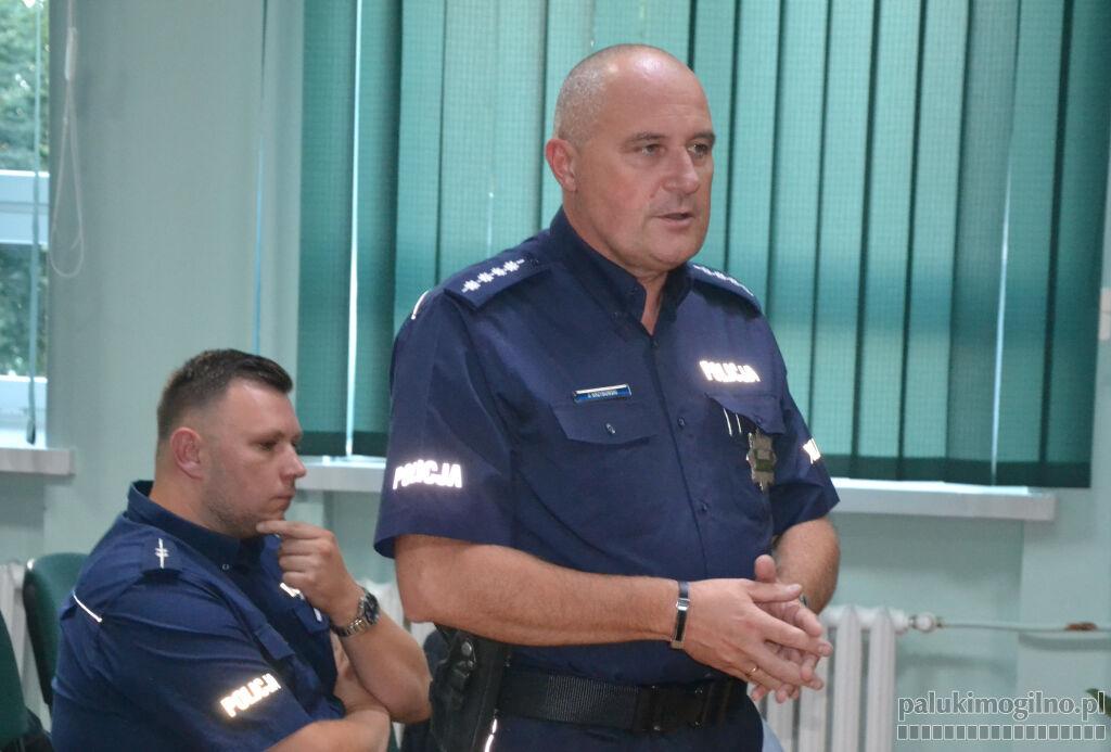 Zakłócanie ciszy nocnej na ul. Kopernika w Trzemesznie ma ustać po ograniczeniu nocnej sprzedaży alkoholu