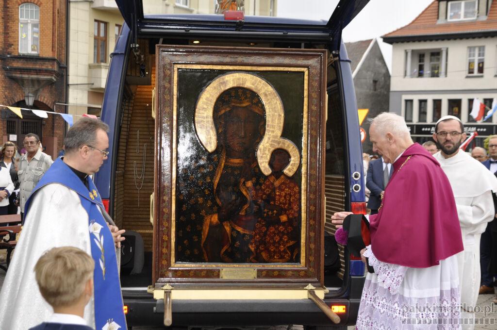 Strzelno powitało peregrynującą ikonę Matki Bożej