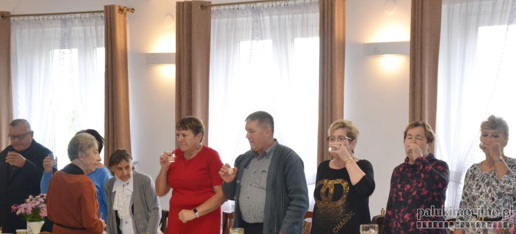 Orchowscy seniorzy świętowali, korzystali z poradnictwa ZUS i gabinetu rehabilitacji (zdjęcia)