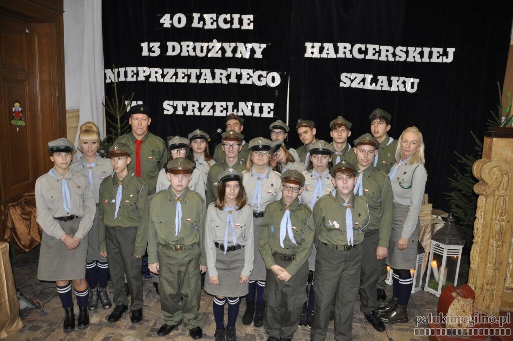 Harcerze świętowali rubinowy jubileusz drużyny. Nieprzetarty szlak ma nowych członków (zdjęcia + wideo)