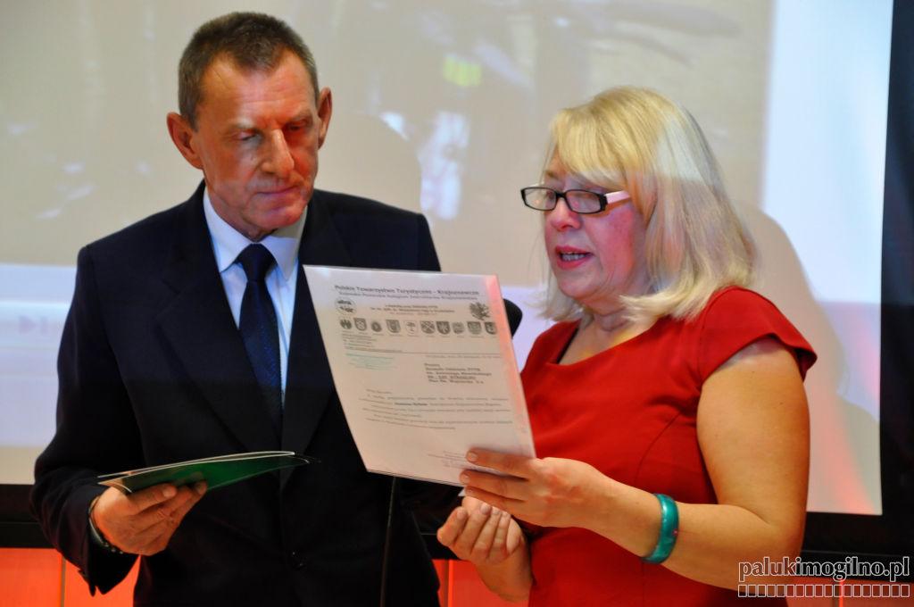 Urszula Słowińska ze Strzelna odznaczona za promowanie turystyki