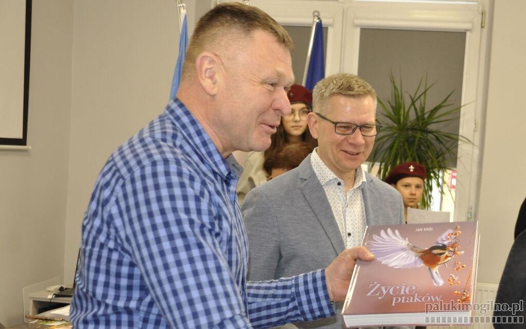 Działanie dyrektora Jarosława Kaniastego rozpatrzy rzecznik dyscypliny finansów publicznych. Chodzi o koszty wynajęcia zewnętrznej firmy sprzątającej