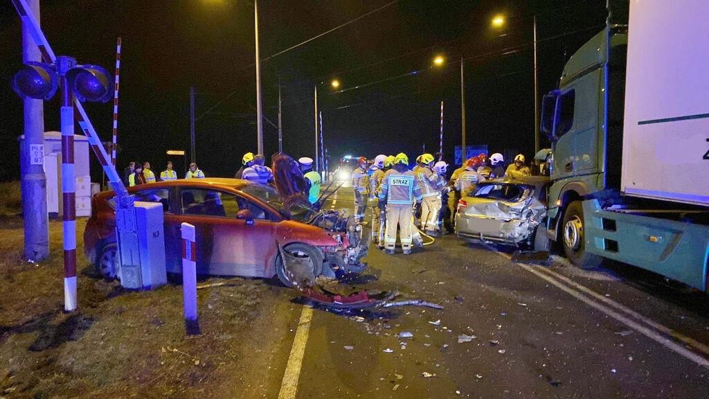 Wymysłowo: pijany 26-latek spowodował zderzenie 3 samochodów na krajowej 15