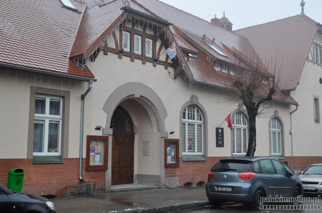 Ferie zimowe w Strzelnie. warsztaty, teatrzyk, wyjazdy do kina i na lodowisko