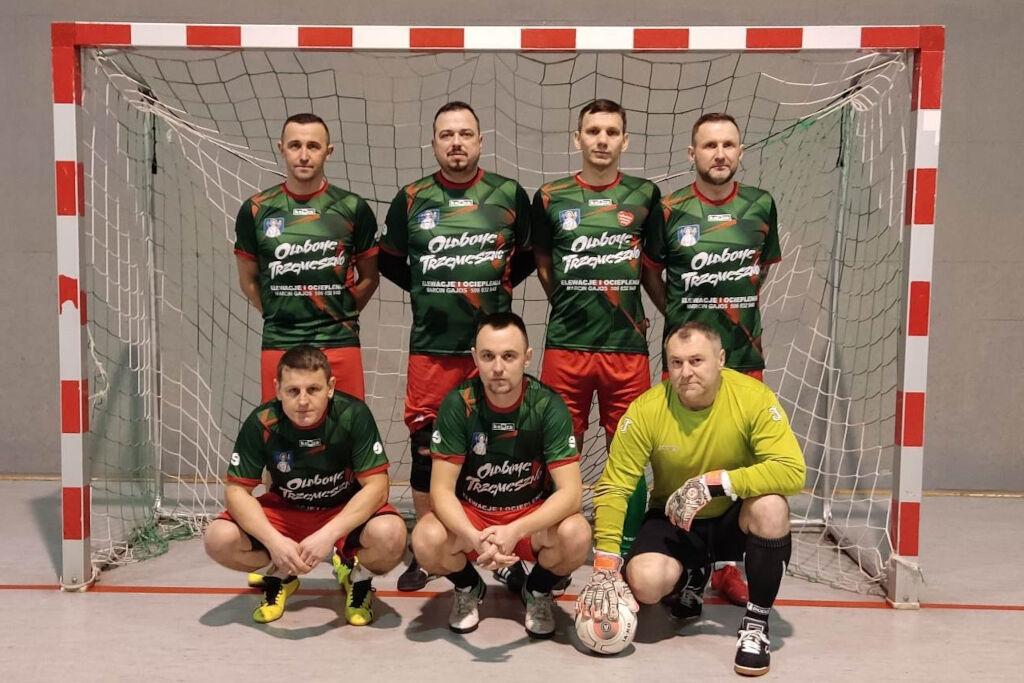 Halówka w Orchowie dla WOŚP. Wygrali Old Boy z Trzemeszna (zdjęcia)