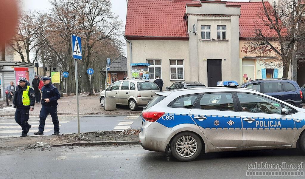 Na pl. Wolności w Mogilnie potrącił kobietę na pasach i uciekł