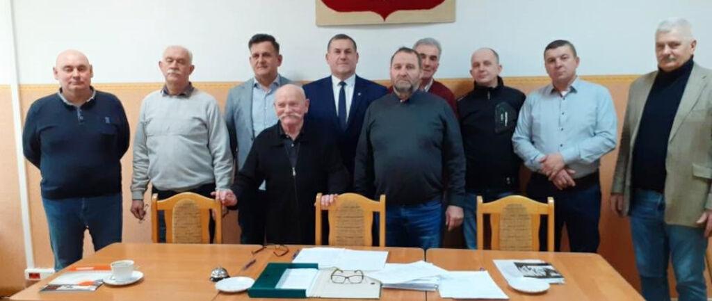 Hodowcy gołębi pocztowych wybrali władze. Robert Musidłowski prezesem na 4. kadencję