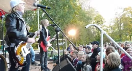 Park miejski w Mogilnie. Lato odeszło przy fontannie (zdjęcia)