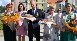 Dożynki gminno-parafialne w Strzelnie z czekoladą w tle (film + zdjęcia)