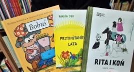 Kampania Mała książka – wielki człowiek przyciąga setki dzieci w wieku 3-6 lat do Biblioteki Publicznej w Trzemesznie (zdjęcia)