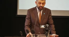 Burmistrz przeczytał radnym bajkę o 