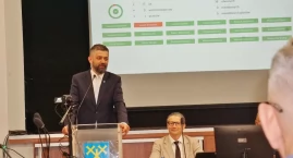 Burmistrz Karol Nawrot otrzymał od radnych wotum zau&hellip;