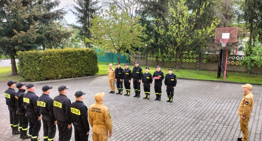 Uroczysta zbiórka u wołowskich strażaków
