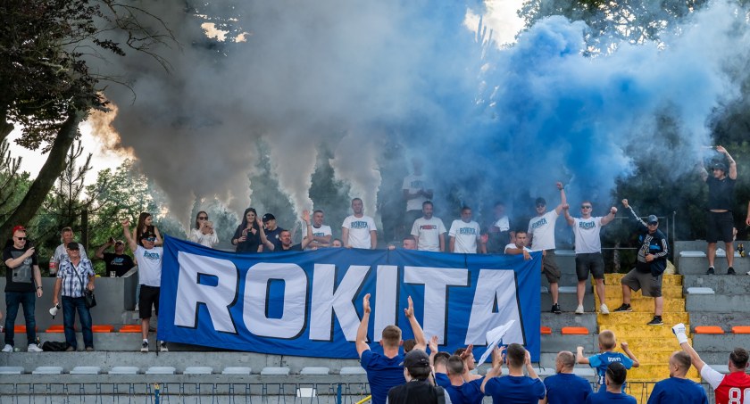 Piłkarze Rokity świętowali awans do okręgówki