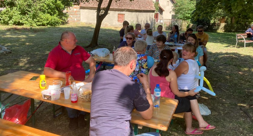 Moczydlnica Dworska bawi się na festynie