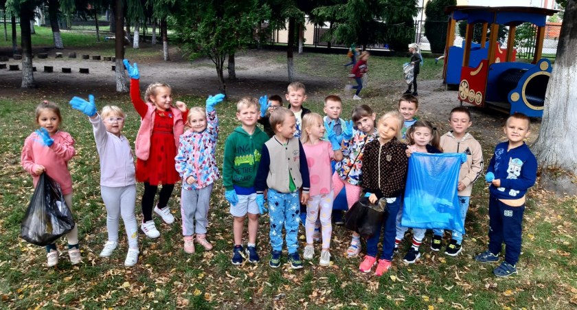 Sprzątanie Świata w gminie Wołów: Razem dla czystszego środowiska [GALERIA ZDJĘĆ]