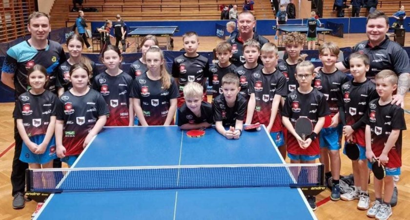 Sportowa Gmina: Stowarzyszenie Miejski Klub Sportowy Wolavia Wołów