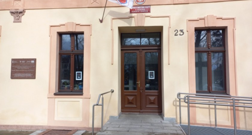 Policjanci apelują o prawidłowe oznaczanie swoich posesji