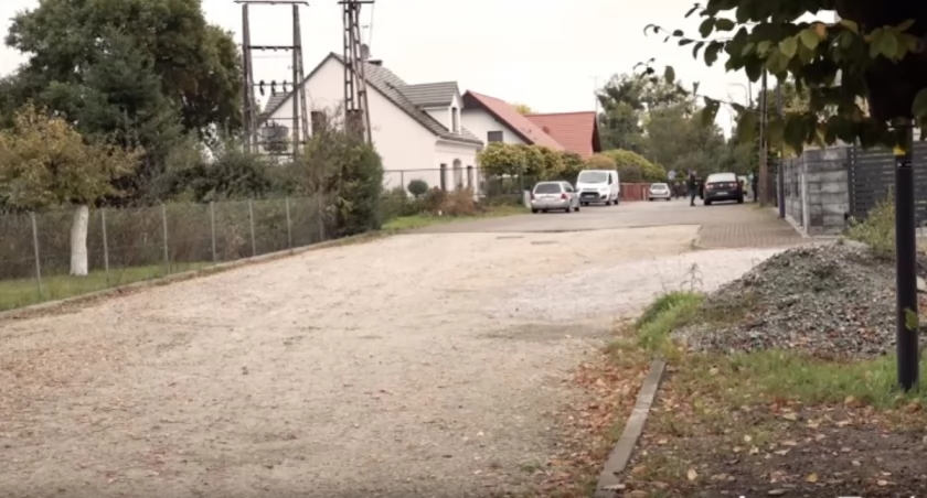 Kolejne remonty dróg w Wołowie [LISTA INWESTYCJI]