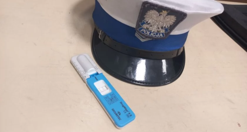 Spowodował kolizję. Nie chciał wzywać policji, bo był pod wpływem narkotyków