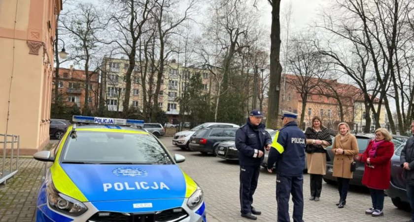 Wołowscy policjanci chwalą się nowym radiowozem. Do czego będzie wykorzystany?