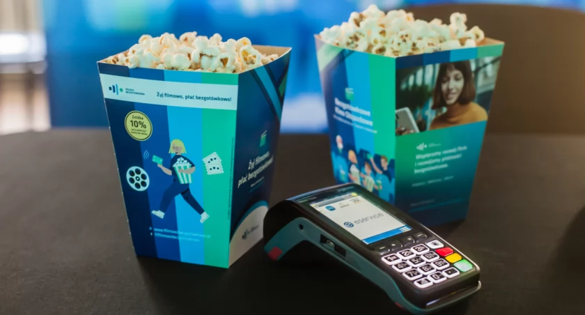 Żyj filmowo, płać bezgotówkowo! Bezgotówkowe Kino Objazdowe odwiedzi Wołów